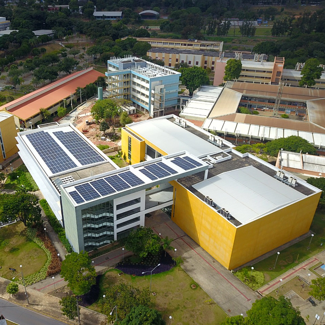 CAD III UFMG - Prédio das Engenharias